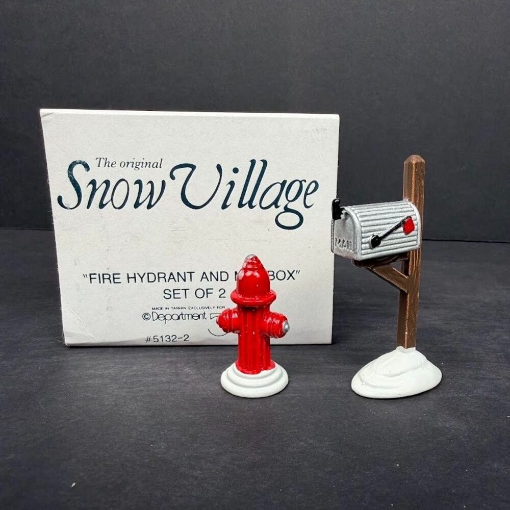 Department 56 Original Snow Village Fire Hydrant & Mailbox Set 5132-2 Excellent